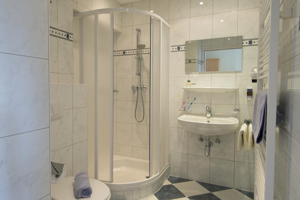 Haus Friedrichsburg - Bergbahnen Von Mai Bis November Inklusive Hotel Bad Hofgastein Phòng bức ảnh