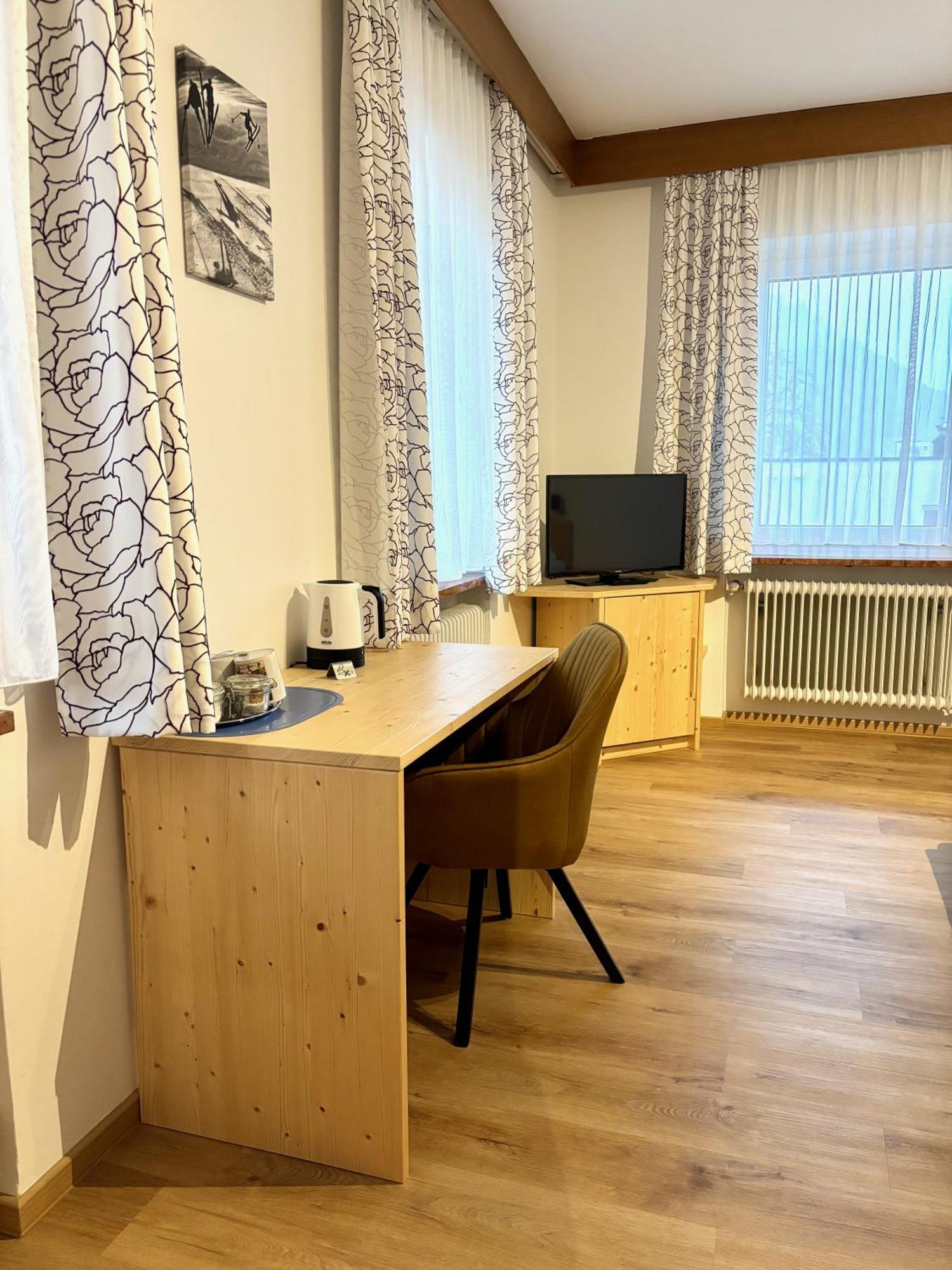 Haus Friedrichsburg - Bergbahnen Von Mai Bis November Inklusive Hotel Bad Hofgastein Ngoại thất bức ảnh